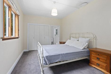 Photo of property in 70 Nottingham Street, Karori, Wellington, 6012