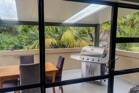 Photo of property in 19 Moore Street, Hillcrest, Auckland, 0627