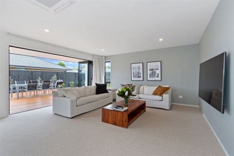 Photo of property in 25 Billington Drive, Halswell, Christchurch, 8025