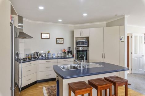 Photo of property in 84 Regent Drive, Paraparaumu Beach, Paraparaumu, 5032