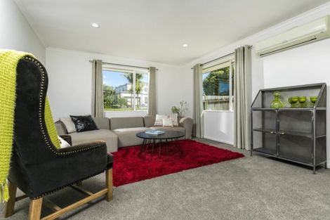 Photo of property in 35 Aberley Road, Schnapper Rock, Auckland, 0632