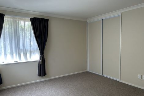 Photo of property in 8 Attlee Crescent, Bryndwr, Christchurch, 8053