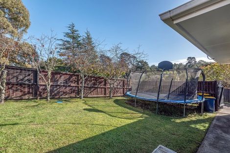 Photo of property in 1/11 Paruru Avenue, Northcote, Auckland, 0627