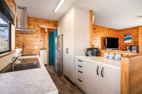 Photo of property in 229b Ocean Road, Whangamata, 3620