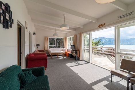 Photo of property in 6516 Christchurch Akaroa Road, Takamatua, 7581