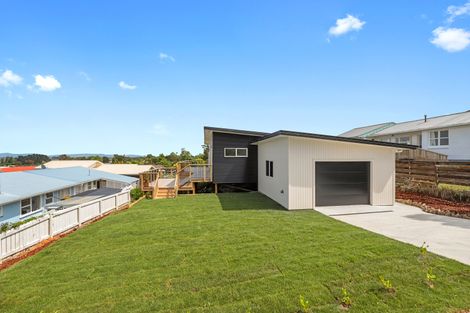 Photo of property in 10 Burgess Street, Te Aroha, 3320