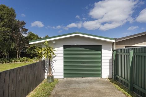 Photo of property in 30 Ruamahanga Crescent, Terrace End, Palmerston North, 4410