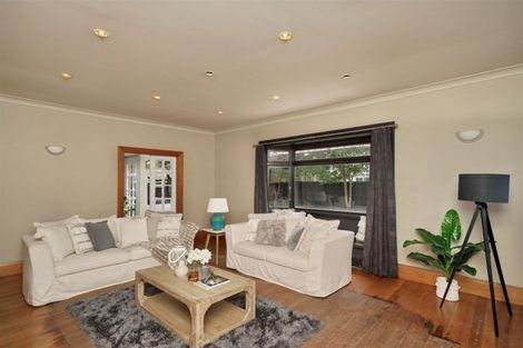 Photo of property in 205 Blighs Road, Strowan, Christchurch, 8052