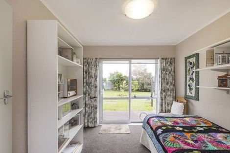 Photo of property in 10 Kennedy Avenue, Feilding, 4702