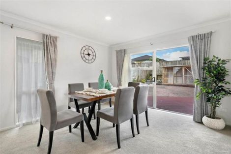 Photo of property in 92 Kilkenny Drive, Dannemora, Auckland, 2016