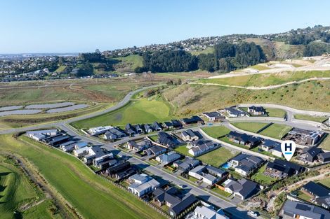 Photo of property in 14 Carex Rise, Cracroft, Christchurch, 8022