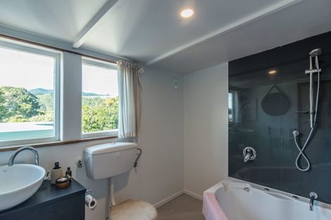 Photo of property in 4 Gavin Road, Raumati Beach, Paraparaumu, 5032