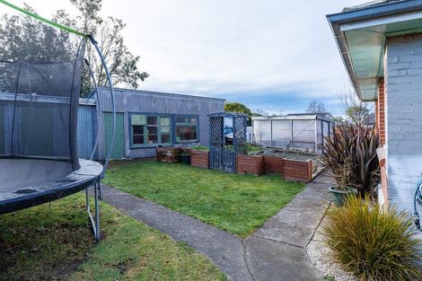 Photo of property in 1 Campbell Street, Geraldine, 7930