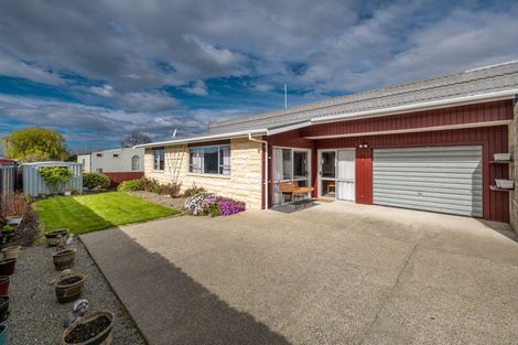 Photo of property in 10 Bond Street, Waimate, 7924