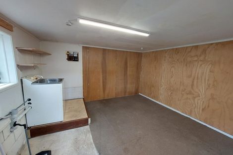 Photo of property in 4 George Laurenson Lane, Mount Roskill, Auckland, 1041