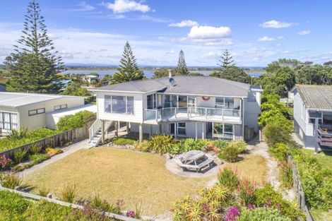 Photo of property in 595 Pukehina Parade, Pukehina, 3189