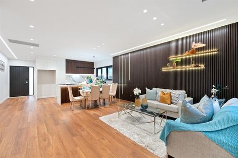 Photo of property in 25 Whakairo Crescent, Gulf Harbour, Whangaparaoa, 0930