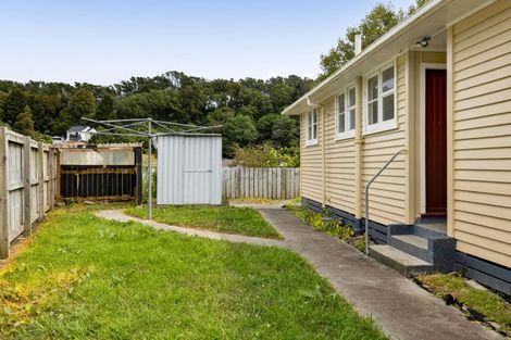 Photo of property in 61 Parsons Street, Frankleigh Park, New Plymouth, 4310