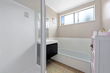 Photo of property in 1/20 Dakota Grove, Totara Park, Upper Hutt, 5018