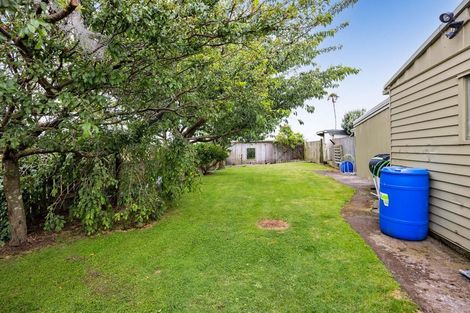 Photo of property in 15 Gilbert Street, Kakaramea, Patea, 4598