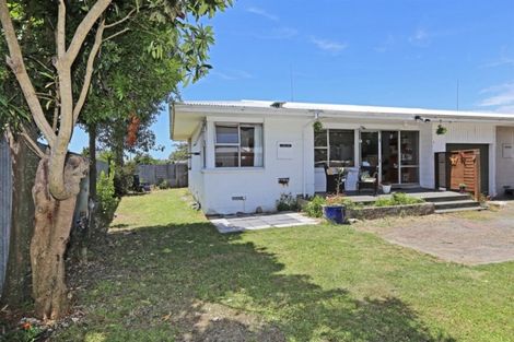 Photo of property in 1/10 James Foley Avenue, Pirimai, Napier, 4112