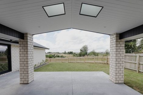 Photo of property in 19b Silverwood Lane, Leamington, Cambridge, 3495