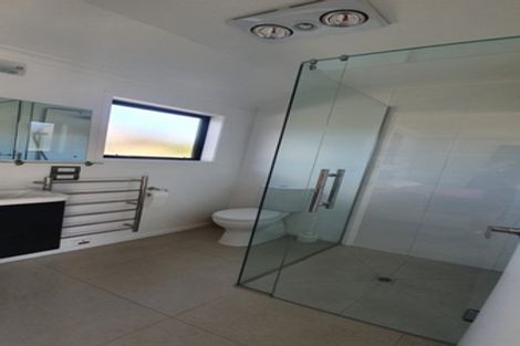 Photo of property in 58 Alberta Road, Glen Avon, New Plymouth, 4312