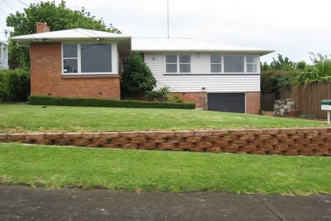 Photo of property in 3 Pikitea Road, Mangere Bridge, Auckland, 2022