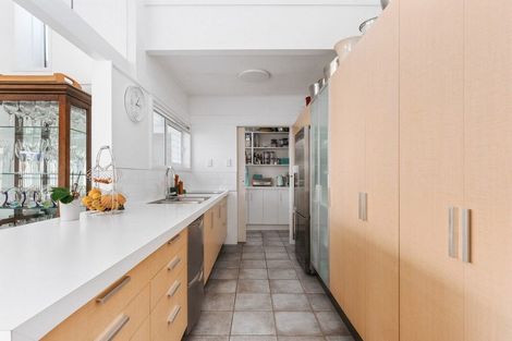 Photo of property in 75 Sutherland Road, Brookfield, Tauranga, 3110