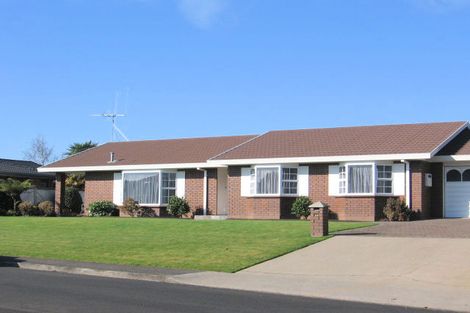 Photo of property in 12 Harrowfield Drive, Harrowfield, Hamilton, 3210