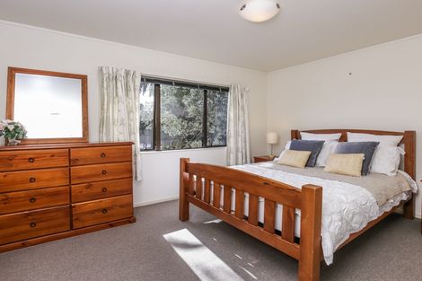 Photo of property in 2/36 Takapu Street, Henderson, Auckland, 0612