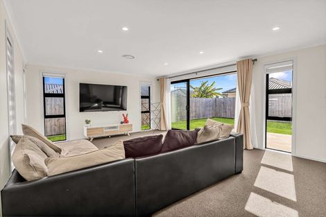 Photo of property in 28 Inuwai Street, Glenview, Hamilton, 3206