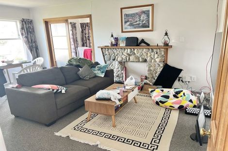 Photo of property in 33 Lingfield Street, Glenfield, Auckland, 0629