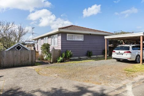 Photo of property in 47 Hassan Drive, Massey, Auckland, 0614