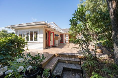 Photo of property in 42 Queens Road, Stepneyville, Nelson, 7010