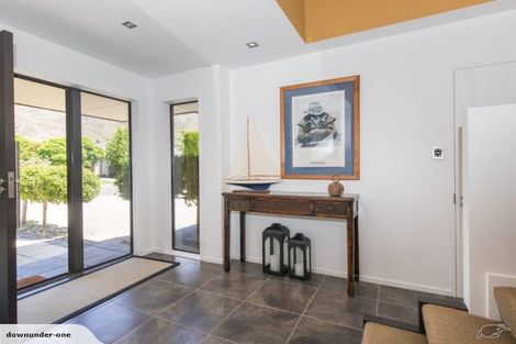 Photo of property in 44 Meadowstone Drive, Wanaka, 9305