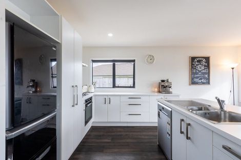 Photo of property in 9 Aqua Way, Paraparaumu, 5032