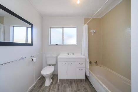 Photo of property in 52a Newton Place, Westbrook, Palmerston North, 4412