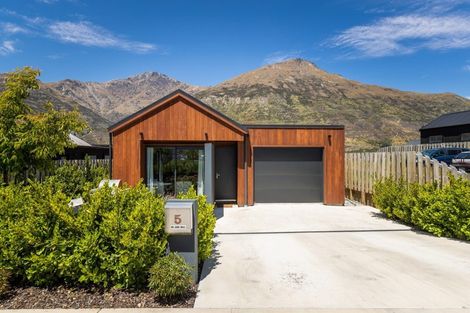 Photo of property in 5 Lauder Street, Lake Hayes, Queenstown, 9304