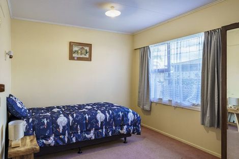 Photo of property in 28 Walton Way, Flaxmere, Hastings, 4120