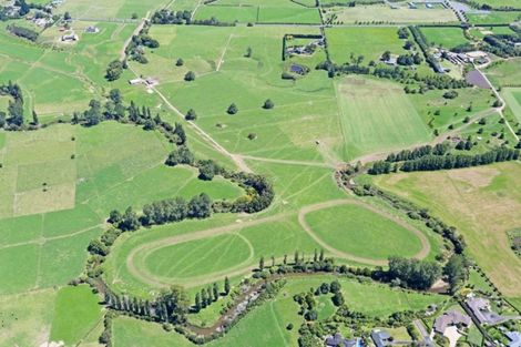 Photo of property in 160 Monument Road, Clevedon, 2582