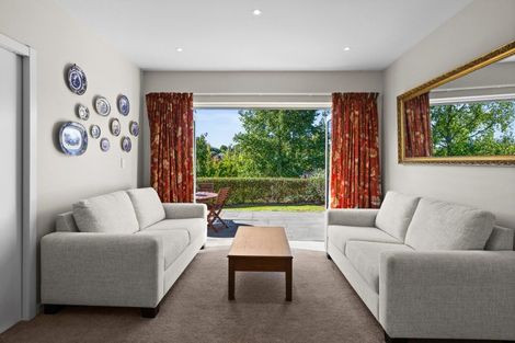 Photo of property in 14 Spur Road, Havelock North, 4130