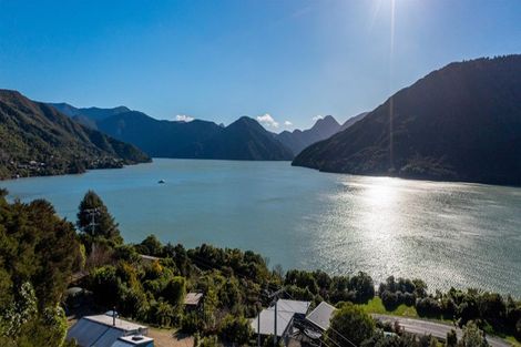 Photo of property in 772 Queen Charlotte Drive, Havelock, Picton, 7281