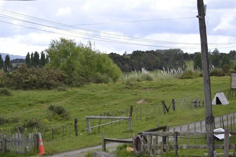 Photo of property in 34 Whakapirau Road, Maungaturoto, 0583
