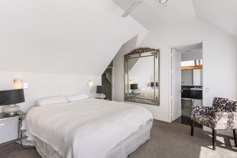 Photo of property in 19 Ring Terrace, Saint Marys Bay, Auckland, 1011