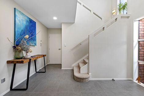 Photo of property in 30c Schnapper Rock Road, Schnapper Rock, Auckland, 0632