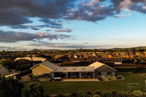 Photo of property in 37 Jarrett Terrace, Leamington, Cambridge, 3432