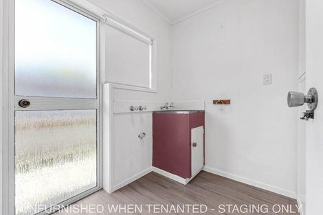 Photo of property in 50 Edgewater Drive, Pakuranga, Auckland, 2010