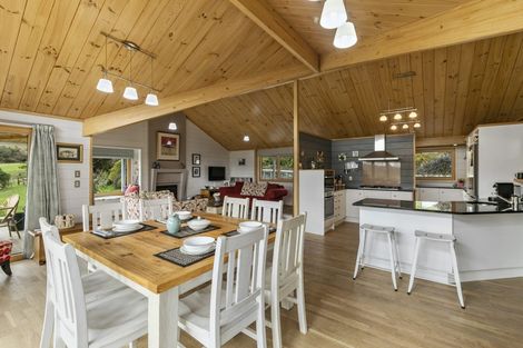 Photo of property in 31b Kakariki Way, Whitemans Valley, Upper Hutt, 5371