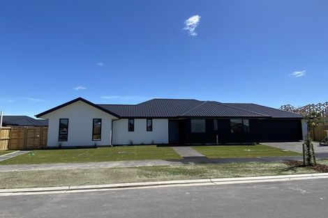 Photo of property in 157 Shillingford Boulevard, Rolleston, 7615